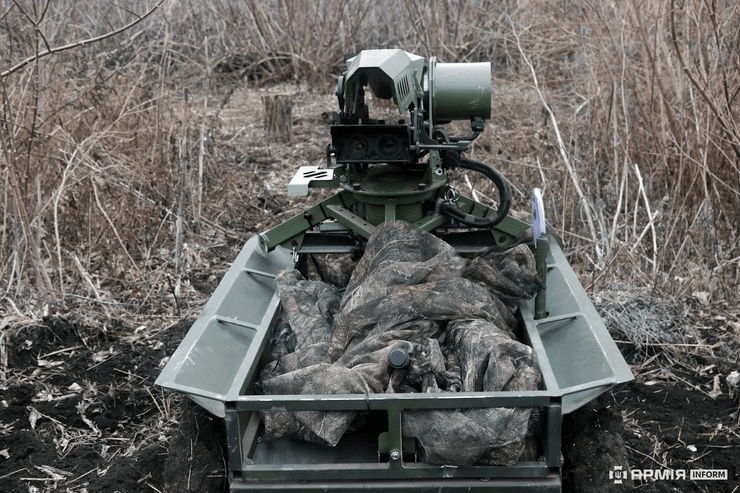 Тарган, дрон Тарган, наземні дрони, роботизовані комплекси, наземні комплекси, дрони, українські дрони, українські розбробки