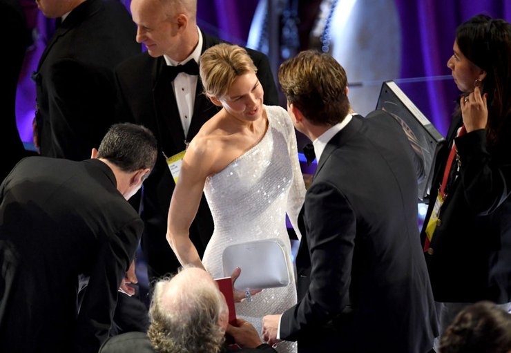 рене зеллвегер, брэдли купер