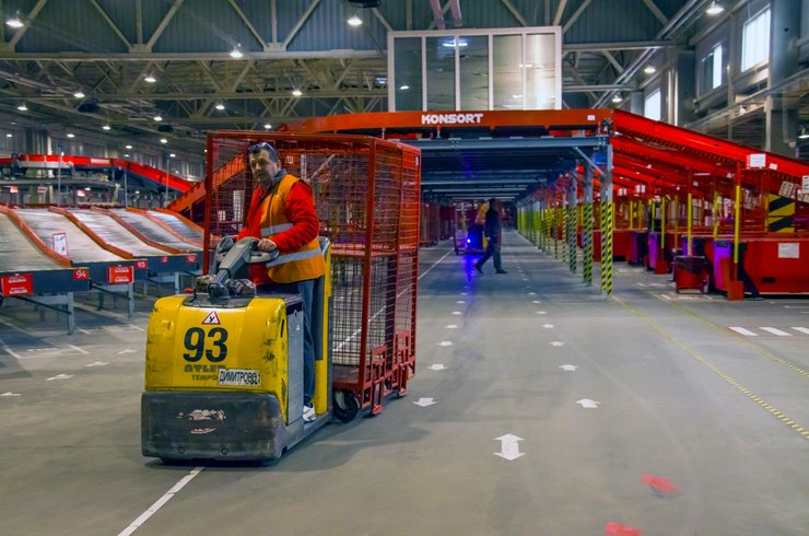 новая почта, новая почта война,Новая почта, новая почта терминал, новая почта логистика, новая почта доставка,