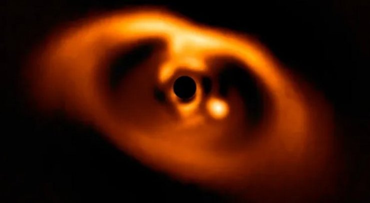 планета PDS 70b