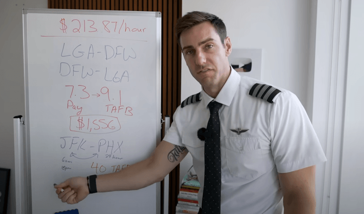 Чоловік розповів скільки заробляє пілот авіакомпанії за один політ