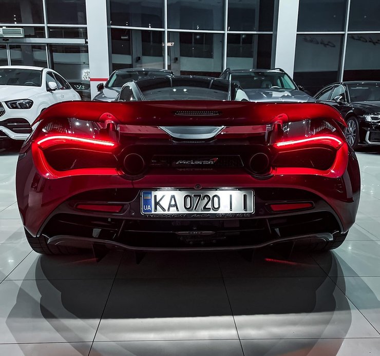 McLaren 720S, суперкар McLaren, ціна McLaren 720S, McLaren в Україні, новий McLaren 720S