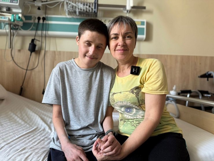 Виталий Дац с мамой