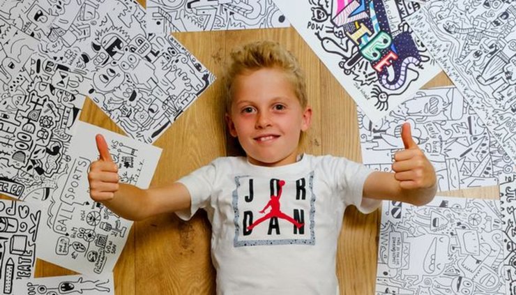 Школьник заключил контракт с Nike, рисовал на уроках, 13-летний мальчик, контракт с Nike, творчество, показал рисунки, исполнил мечту