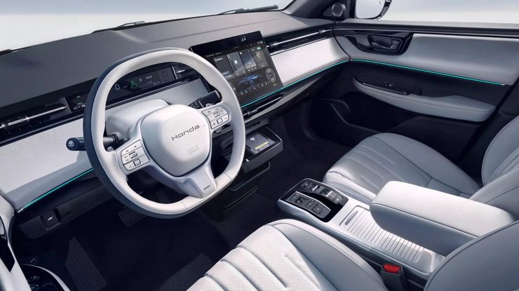 салон Honda eNP2, електромобілі Honda, кросовери Honda