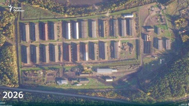 Росія, можливо, готується до війни з НАТО: на базах зберігання з’являються нові танки