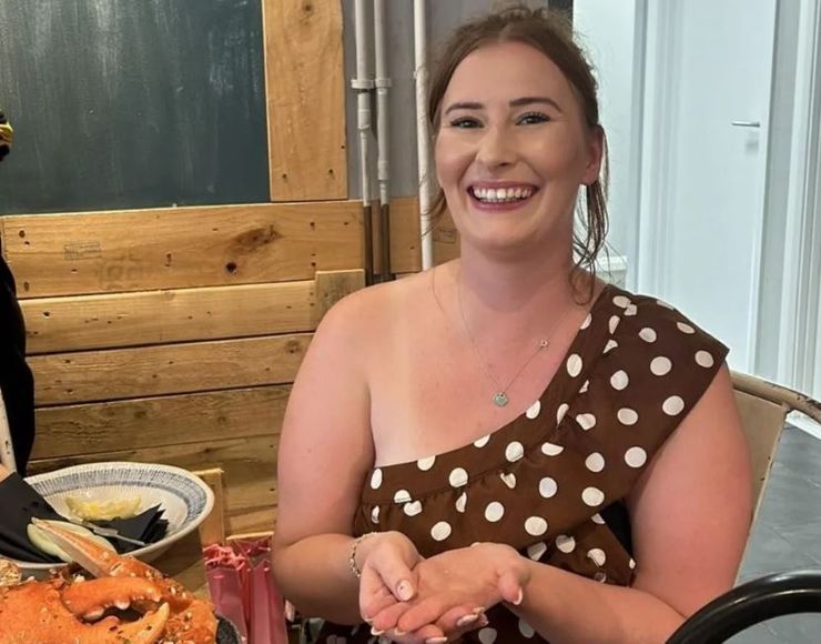 Сюрприз у страві в ресторані, чоловік знайшов справжню перлину в мідіях, знахідка, цікаві історії