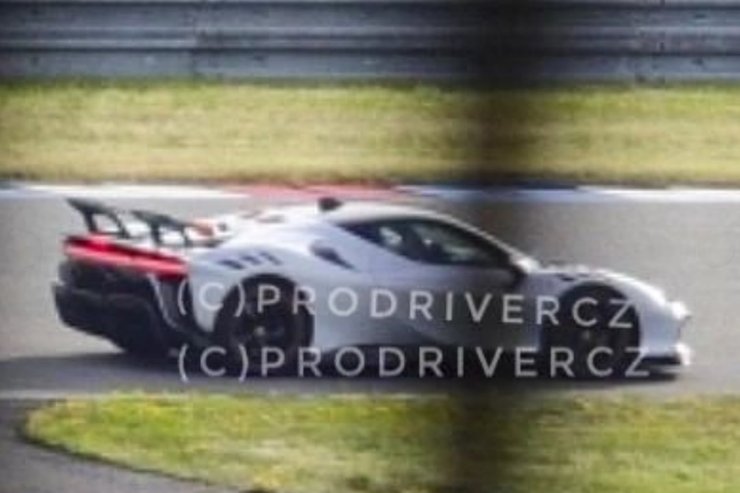 Ferrari SF90 Versione Speciale