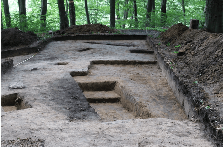 археологи, археология, раскопки, история, Украина, находки, артефакт, керамика, оружие, энеолит, княжеский век, Львовщина, село, датировка, ученые, Львов, сооружение, открытие