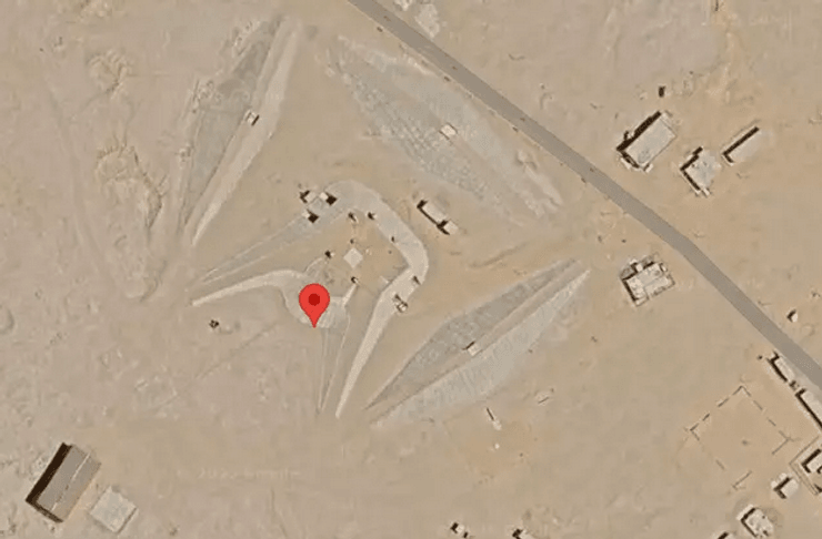 Люди в шоке от того, что они увидели на Google Maps около египетских пирамид