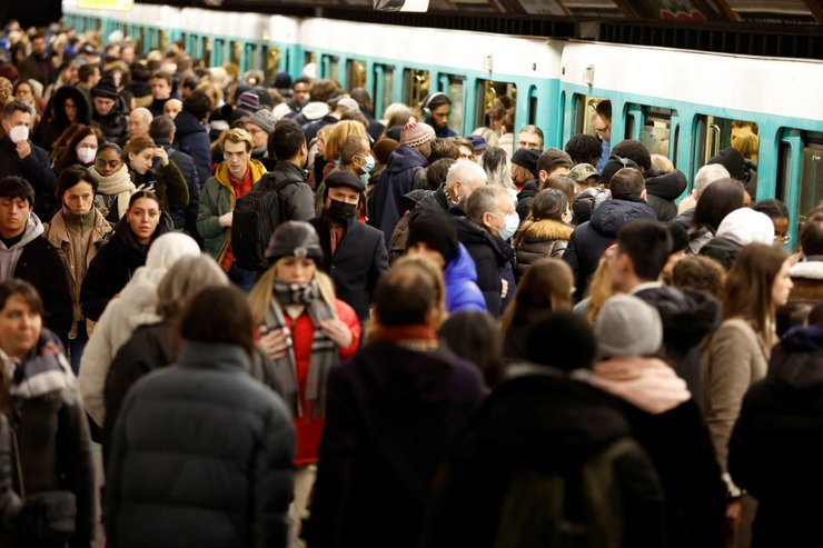 протести у Франції, пенсійна реформа, профспілки, макрон