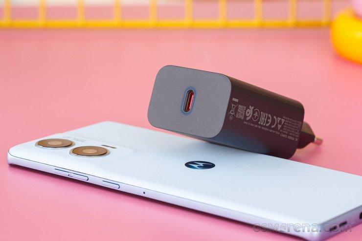 Motorola Edge 50 Fusion смартфон