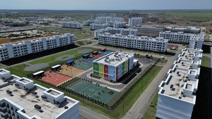 фото нового кварталу Невський у Маріуполі