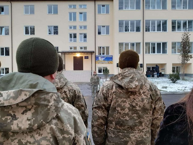 Выплаты военнослужащим за службу на передовой могут не быть начислены из-за нарушений или проблем с документами