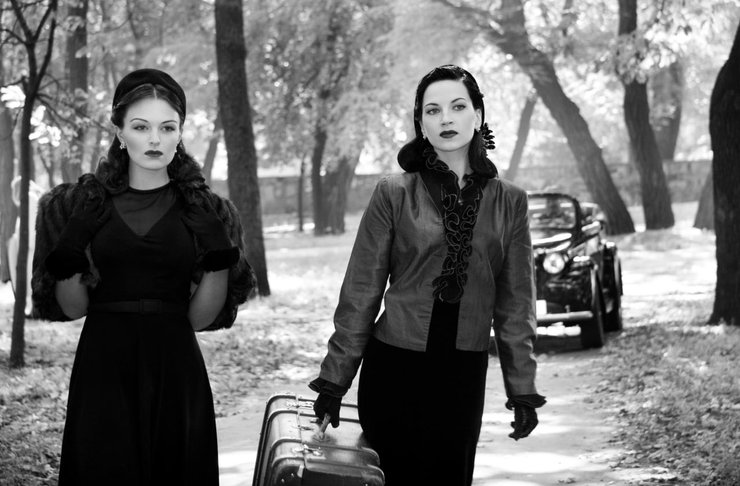 Після закінчення тієї війни в моді стався справжній переворот: почалися ревучі 20-ті