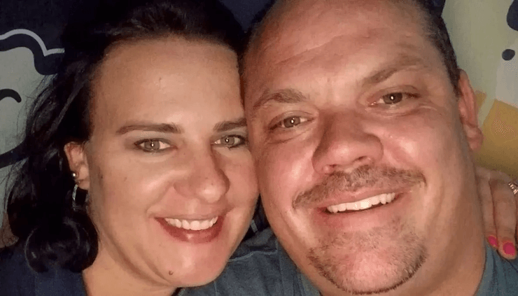 Озеро с крокодилами, крокодил, крокодил напал на мужчину, рептилия, опасный хищник, курьезы, напало животное, укусил,