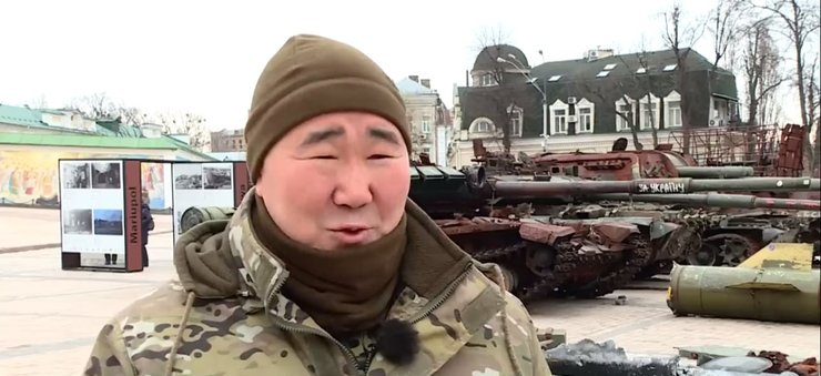 Владислав Аммосов, сибірський батальйон, якут аммосов, аммосов перейшов на бік України