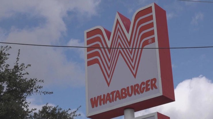 Whataburger, суд, иск, лук, бургер, аллергия, Демери Уилсон, травма, компенсация, фастфуд, меню, аллергическая реакция, США, травмы после еды