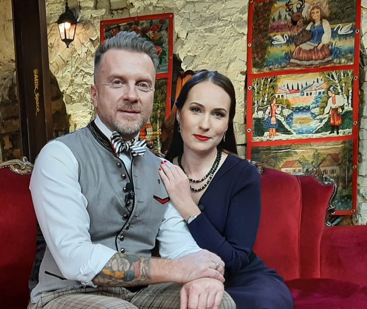 Антин Мухарский, жена