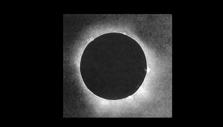 Когда была сделана первая фотография полного солнечного затмения: ответ может удивить