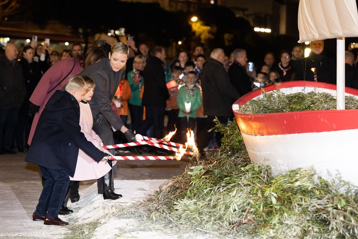 княгиня шарлен, шарлен дети, монако, княгиня монако