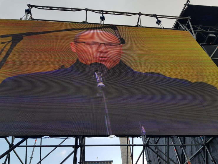 Андрей Парубий на вече на Майдане