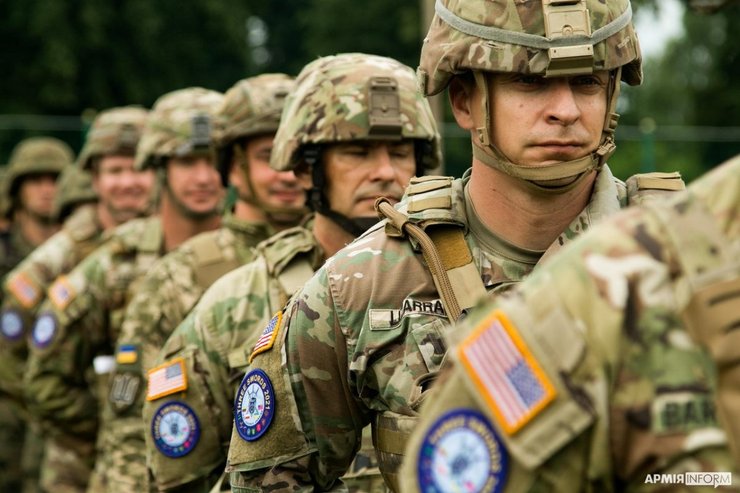 американські військові