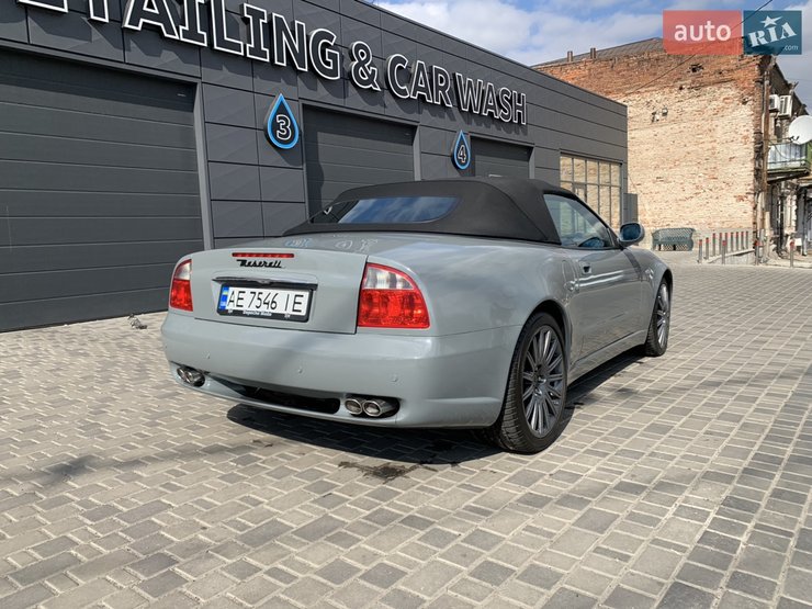 Maserati Spyder 2005