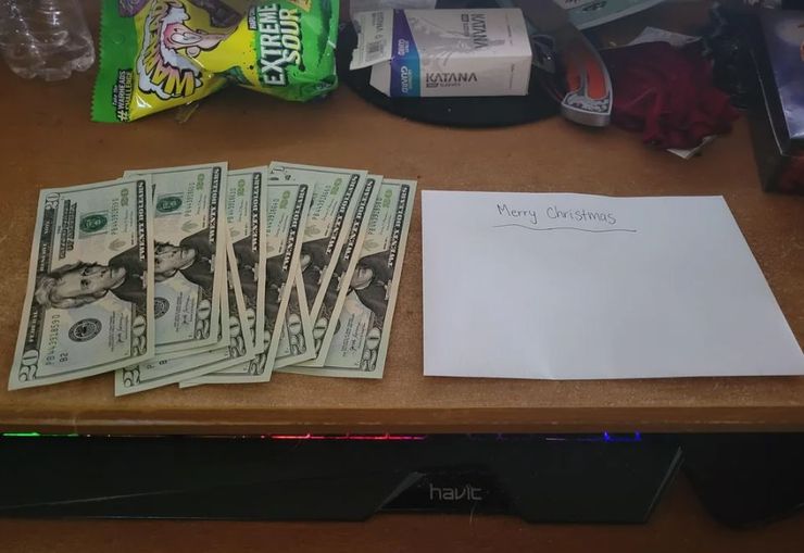 Сюрприз от соседей, подарок, презент, интересные истории, странные случаи из жизни, благотворительность, курьезы