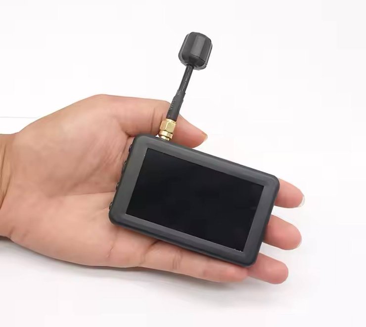 Монітор FPV-дронів