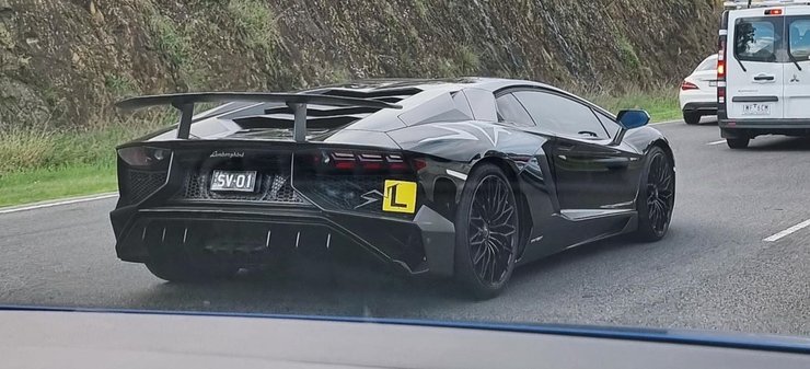 Lamborghini Aventador SV