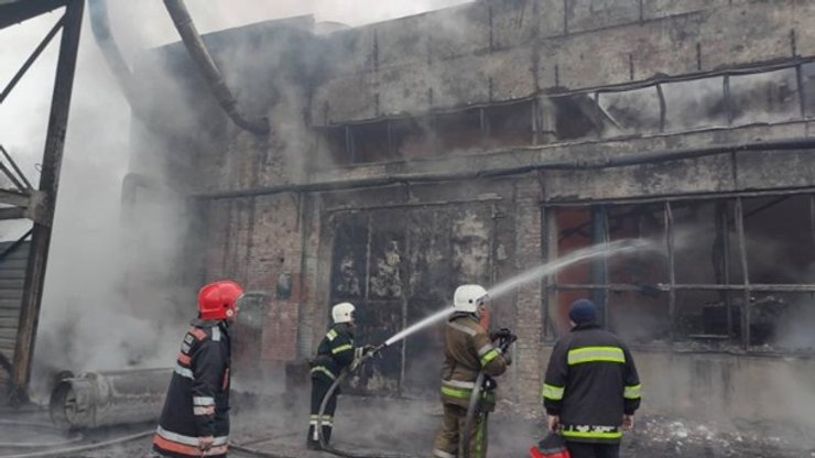 Pozhar na skladakh v Poltave