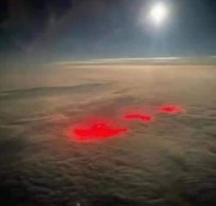 свечение, облака