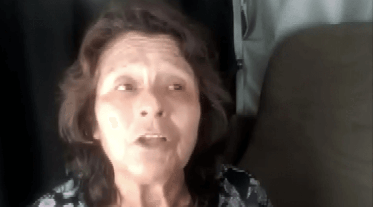 Женщина нашла потерянные деньги, испорченные банкноты, как обменять испорченные деньги, банкноты, купюры, доллары, пенсионерка, как погасить долги