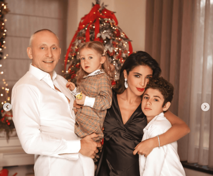 Санта Дімопулос сімʼя