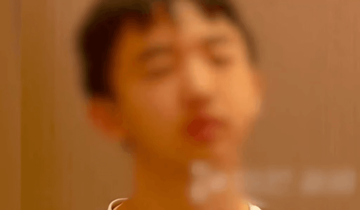 17-летнего Сяокая выгнали из дома