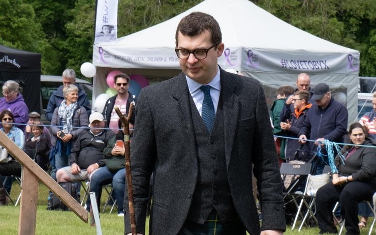 Саймон Боуз-Лайон