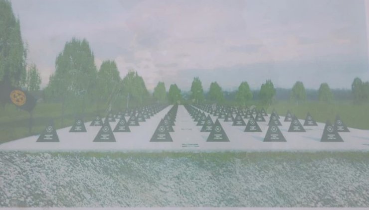 Черные пирамиды вместо могил "вагнеровцев"