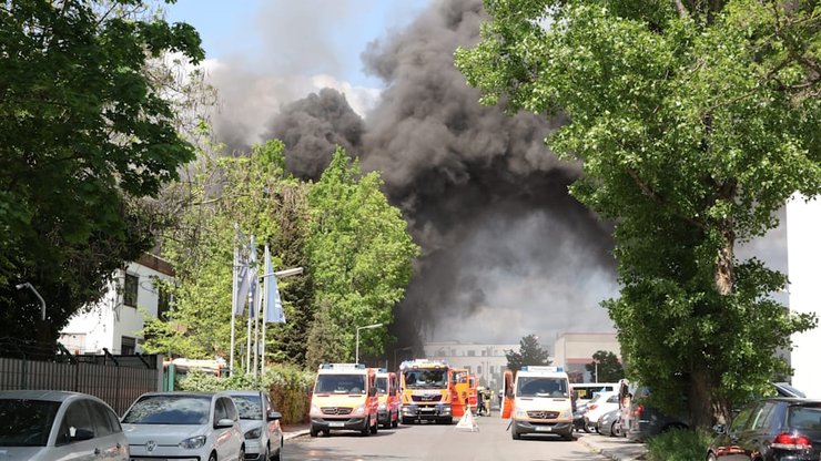 У гасінні задіяна пожежна частина чисельністю 130 чоловік