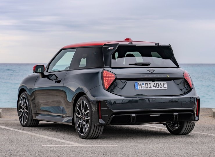 Mini Cooper SE JCW, Mini Cooper SE JCW Trim, Mini Cooper SE, Mini JCW, электромобиль Mini