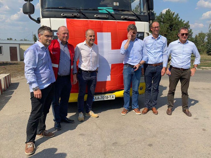 швейцария, тесты, гуманитарная помощь, фото