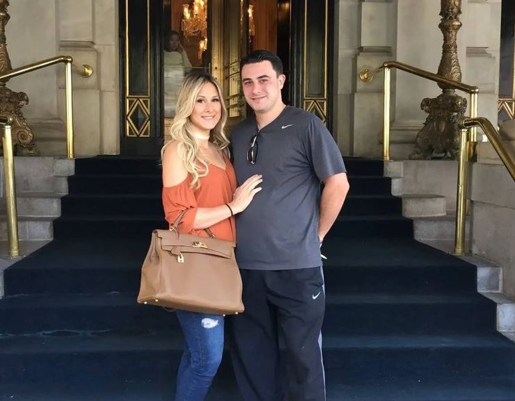 Прихована камера, батько таємно стежив за нянею своїх дітей, Келлі Андраде, США, скандал