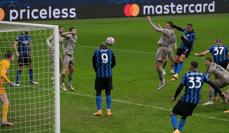 Ромелу Лукаку, Интер Шахтер