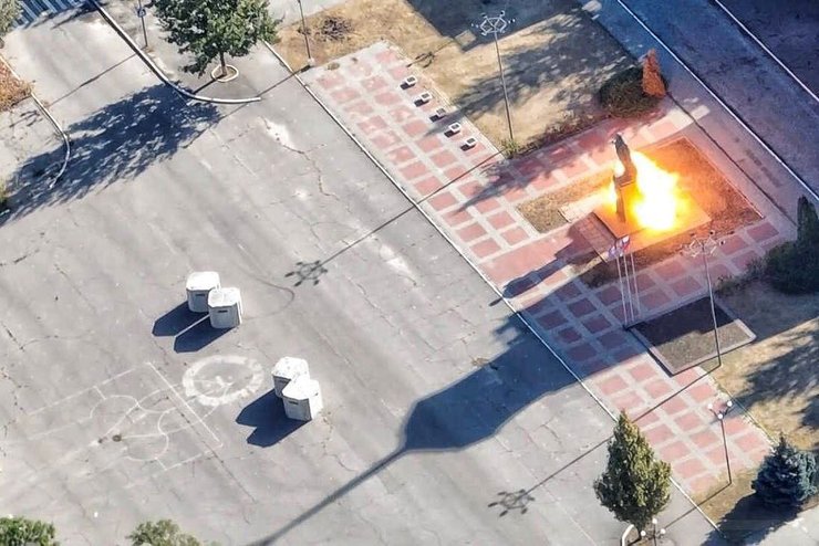 Памятник Ленину, Новая Каховка, Херсонская область