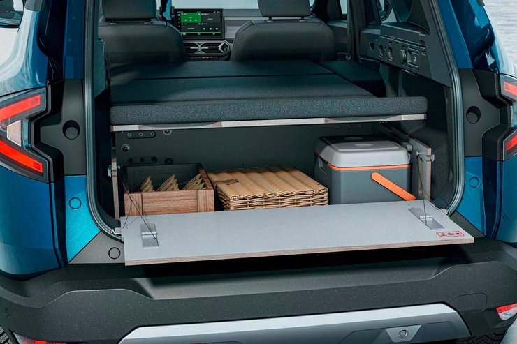 дом на колесах Dacia, дом на колесах, автодом Dacia, кроссовер Dacia, кроссовер Dacia