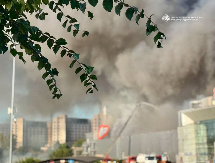 фото Сільпо у Кривому Розі після влучання Шахеда 21 серпня