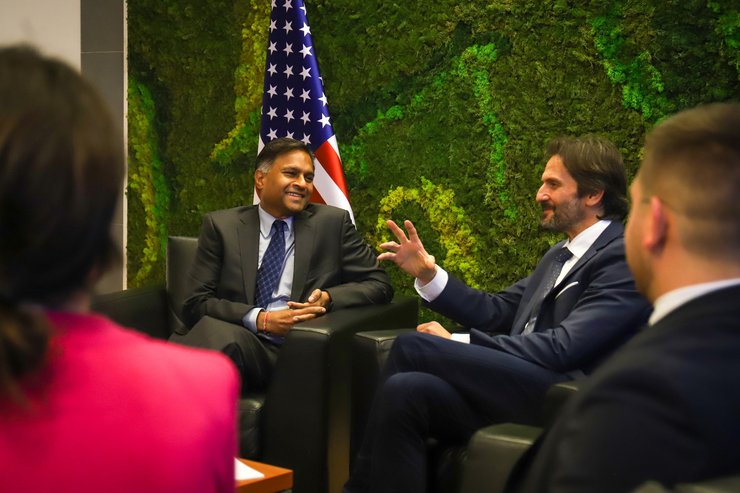 допомога україні