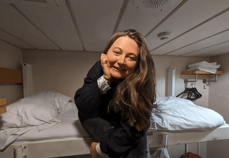 Блогерша путешествует на паромах, паром, паромная переправа, путешествия по Европе, дешевое путешествие, поделилась секретом, блогер,