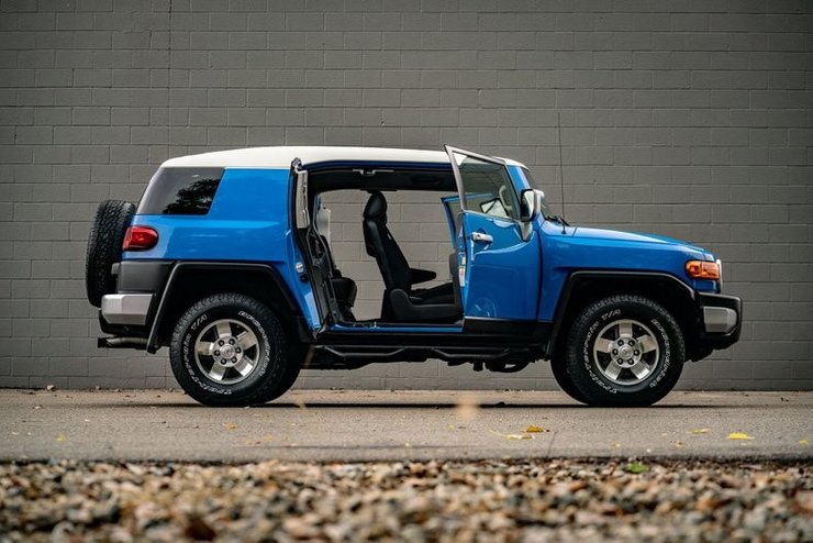 Toyota FJ Cruiser, капсула часу, Toyota FJ