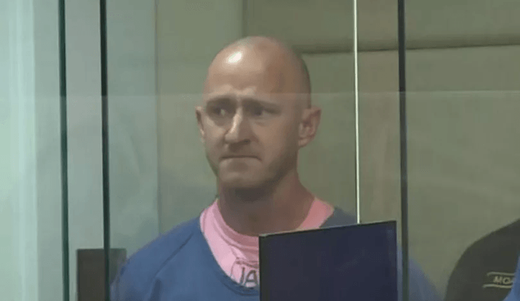 Авіалайнер, літак, Alaska Airlines, рейс, вимкнення двигунів, пілот під грибами, чарівні гриби, наркотики, депресія, пілот літака, Джозеф Девід Емерсон